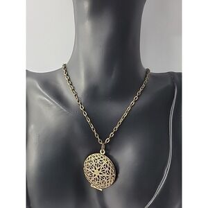 Vintage Gold Tone Essential Oil Difuser Locket Necklace Round Filigree Pendant